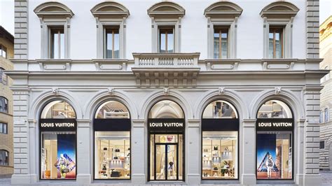 outlet louis vuitton firenze|louis vuitton shop firenze.